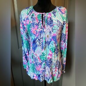 Lilly Pulitzer medium long sleeve top in bright colors and print